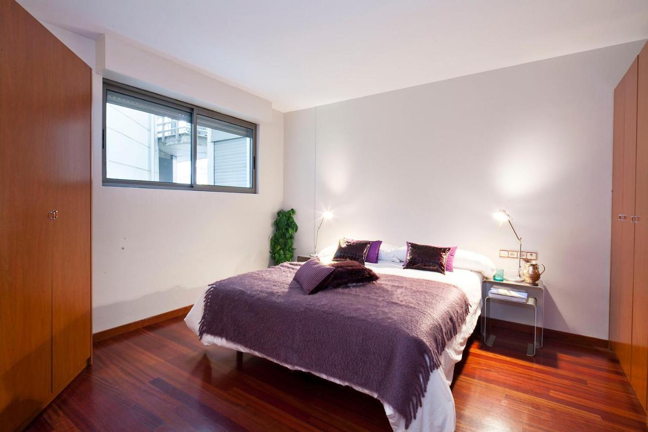 Apartment Mid-term In With Swimming Pool Barcelona
