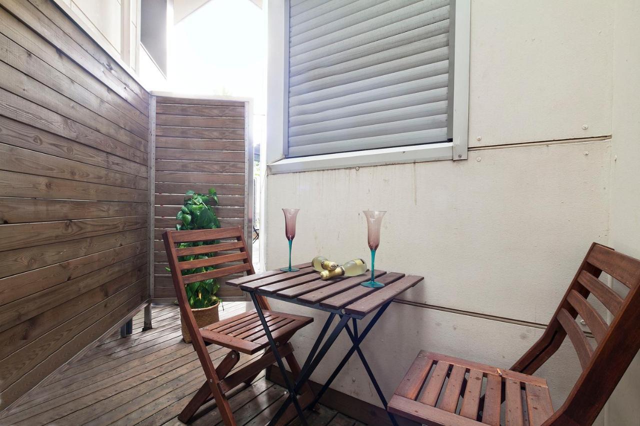 Apartment Mid-term In With Swimming Pool