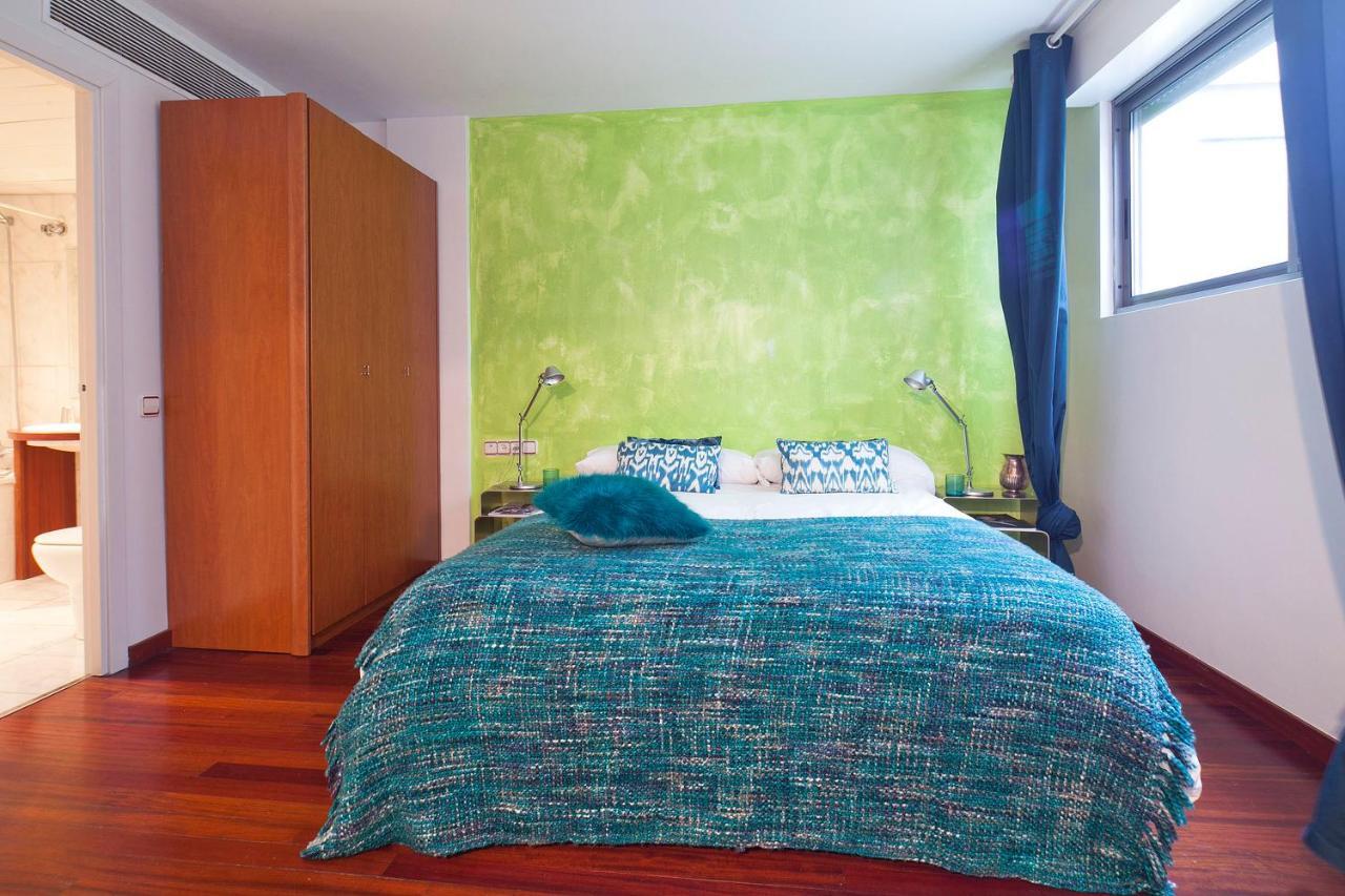 Mid-term In With Swimming Pool Barcelona